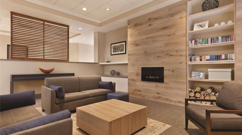 <b>Country Inn & Suites Seattle-Bothell Lobby</b>. Images powered by <a href="https://iceportal.shijigroup.com/" title="IcePortal" target="_blank">IcePortal</a>.