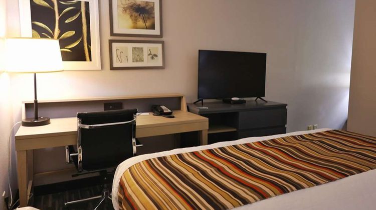 Country Inn & Suites Sparta Room