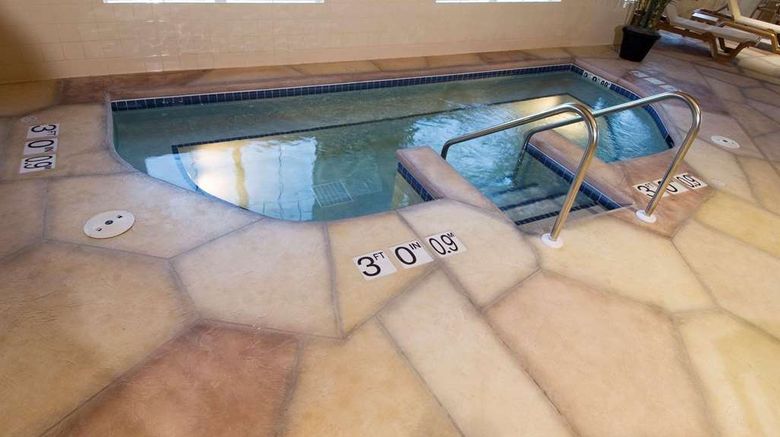 <b>Country Inn & Suites Green Bay East Pool</b>. Images powered by <a href="https://iceportal.shijigroup.com/" title="IcePortal" target="_blank">IcePortal</a>.