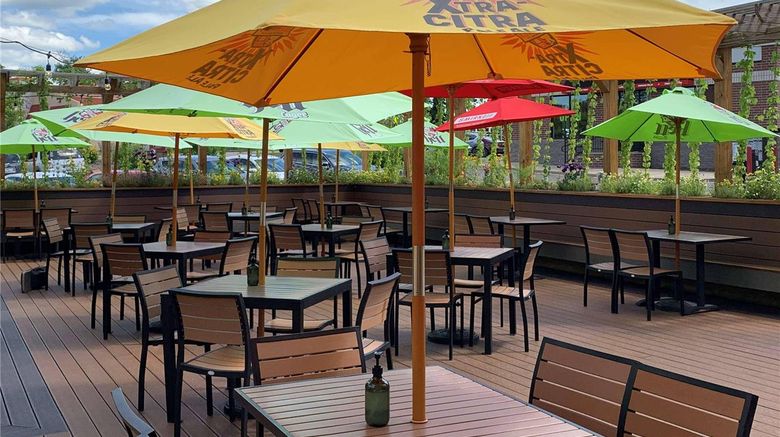<b>Radisson Hotel River Falls Restaurant</b>. Images powered by <a href="https://iceportal.shijigroup.com/" title="IcePortal" target="_blank">IcePortal</a>.