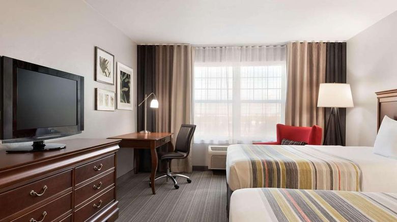 <b>Country Inn & Suites Appleton North Room</b>. Images powered by <a href="https://iceportal.shijigroup.com/" title="IcePortal" target="_blank">IcePortal</a>.