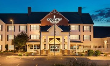 Country Inn & Suites Appleton North