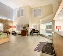 Country Inn & Suites by Radisson Lobby