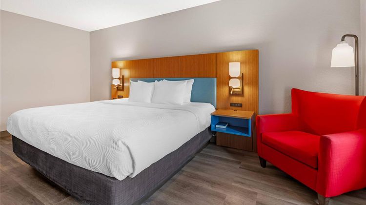 Country Inn & Suites West Bend Room