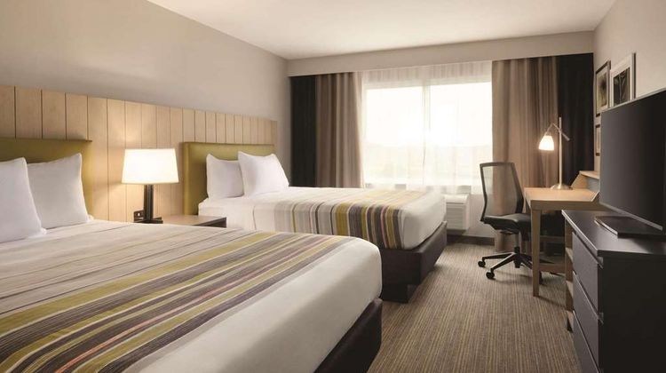 Country Inn & Suites Ft. Atkinson, WI Room