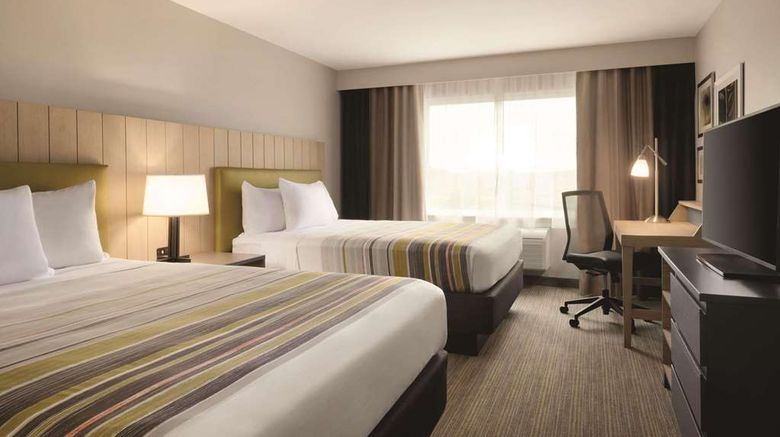 <b>Country Inn & Suites Ft. Atkinson, WI Room</b>. Images powered by <a href="https://iceportal.shijigroup.com/" title="IcePortal" target="_blank">IcePortal</a>.
