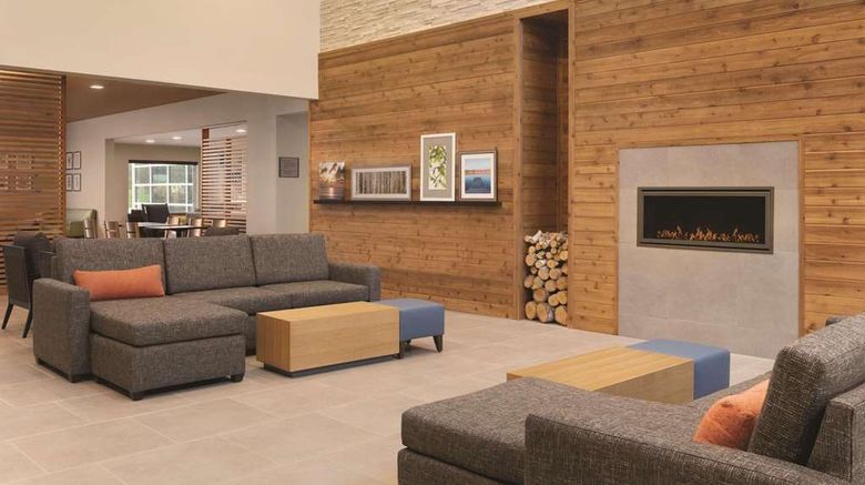 <b>Country Inn & Suites Ft. Atkinson, WI Lobby</b>. Images powered by <a href="https://iceportal.shijigroup.com/" title="IcePortal" target="_blank">IcePortal</a>.