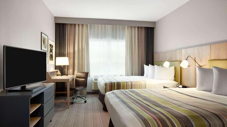 <b>Country Inn & Suites Ft. Atkinson, WI Room</b>. Images powered by <a href="https://iceportal.shijigroup.com/" title="IcePortal" target="_blank">IcePortal</a>.