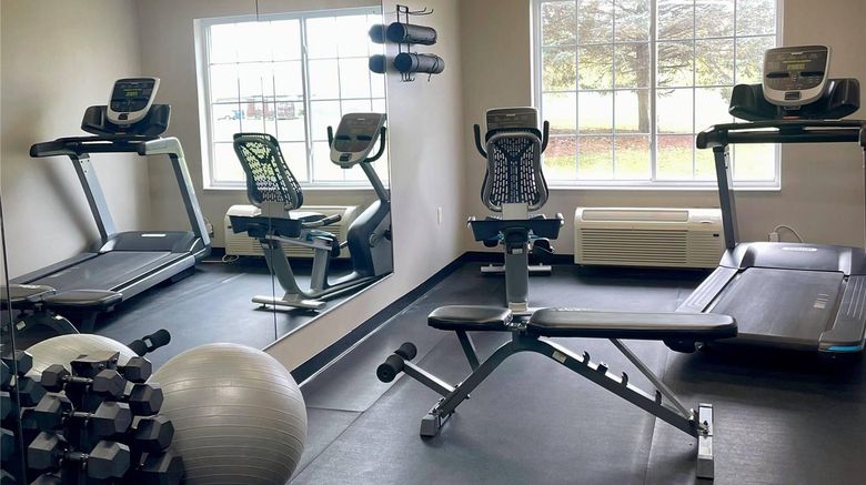 <b>Country Inn & Suites Prairie Du Chien Health</b>. Images powered by <a href="https://iceportal.shijigroup.com/" title="IcePortal" target="_blank">IcePortal</a>.