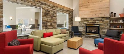 Country Inn & Suites Platteville Lobby
