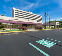 Radisson La Crosse Exterior