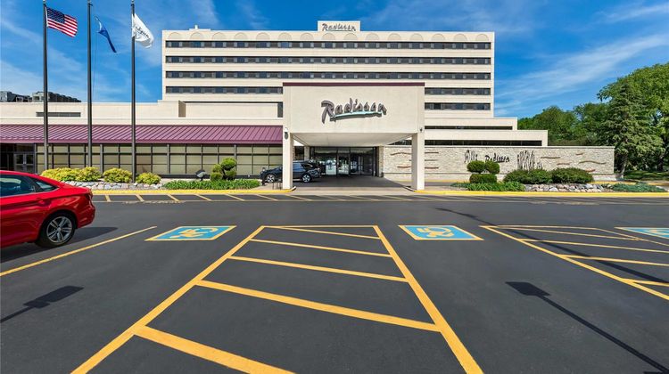 Radisson La Crosse Exterior