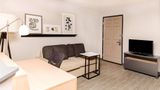 Country Inn & Suites Appleton Suite