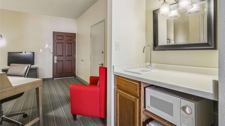 Country Inn & Suites Green Bay Suite