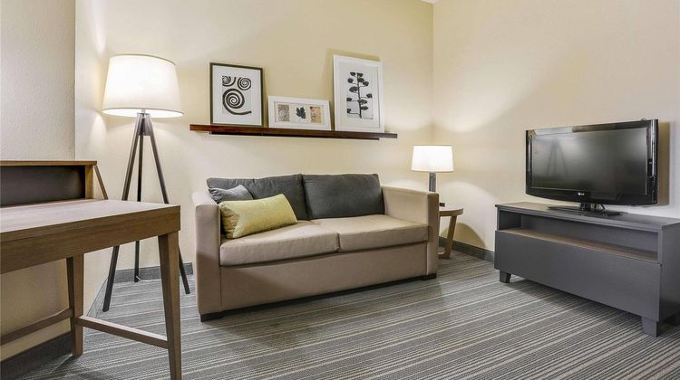 Country Inn & Suites Green Bay Suite