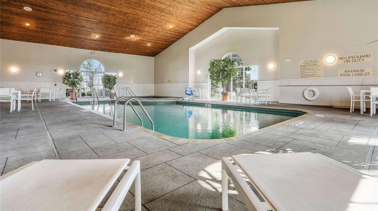Country Inn & Suites Green Bay Pool