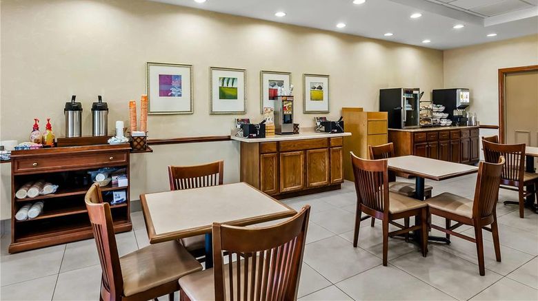 <b>Country Inn & Suites Princeton Restaurant</b>. Images powered by <a href="https://iceportal.shijigroup.com/" title="IcePortal" target="_blank">IcePortal</a>.