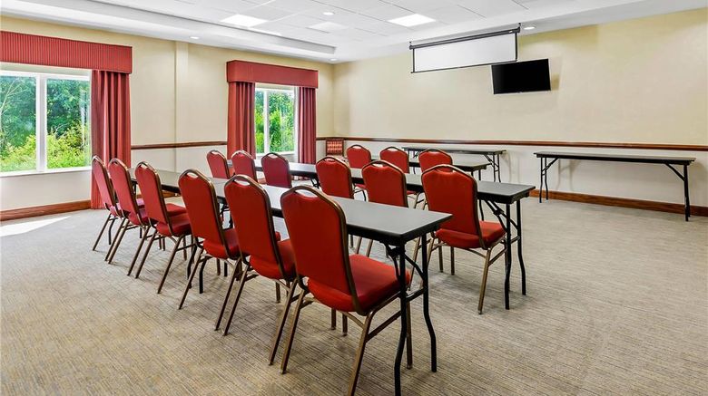 <b>Country Inn & Suites Princeton Meeting</b>. Images powered by <a href="https://iceportal.shijigroup.com/" title="IcePortal" target="_blank">IcePortal</a>.