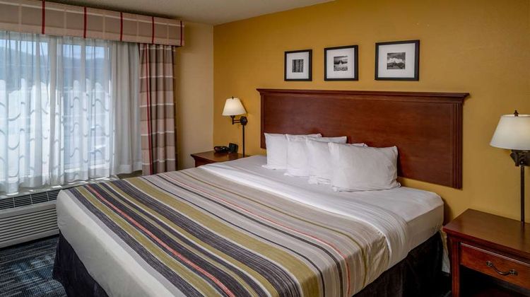 Country Inn & Suites Charleston South Suite