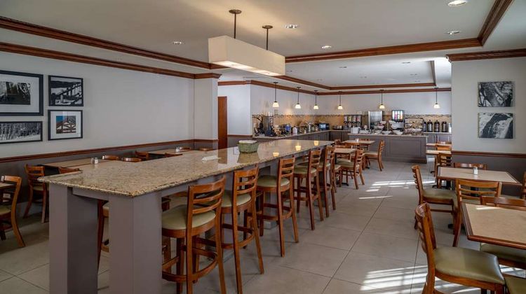Country Inn & Suites Charleston South Restaurant