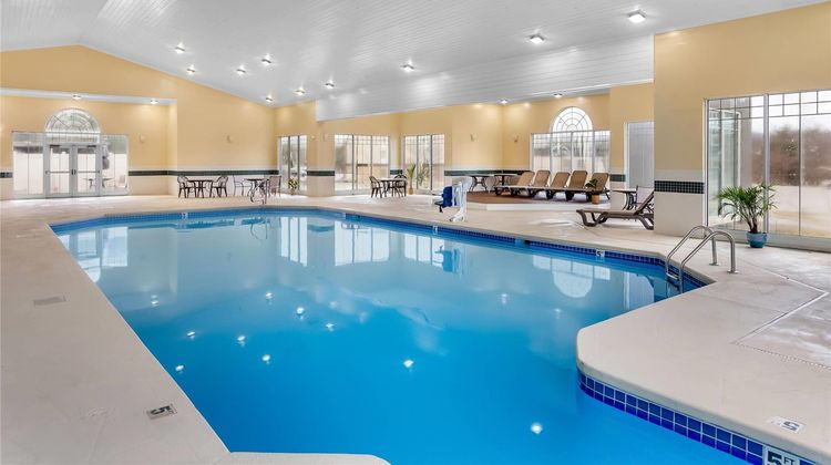 Country Inn & Suites by Radisson Pool
