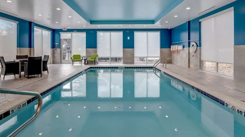 <b>Hampton Inn & Suites Midtown Rookwood Pool</b>. Images powered by <a href="https://iceportal.shijigroup.com/" title="IcePortal" target="_blank">IcePortal</a>.