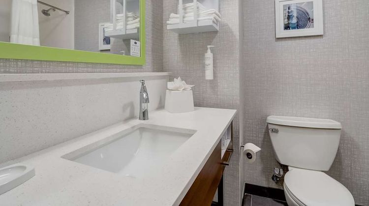 Hampton Inn & Suites Midtown Rookwood Room