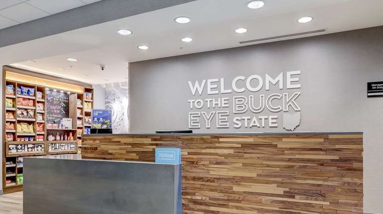 Hampton Inn & Suites Midtown Rookwood Lobby