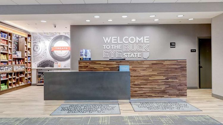 Hampton Inn & Suites Midtown Rookwood Lobby