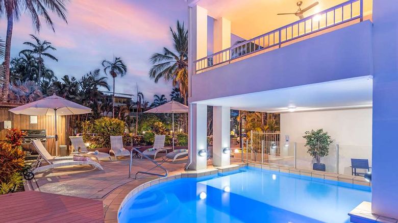 <b>Reflections of Port Douglas Pool</b>. Images powered by <a href="https://iceportal.shijigroup.com/" title="IcePortal" target="_blank">IcePortal</a>.