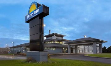 Days Inn by Wyndham Barrie