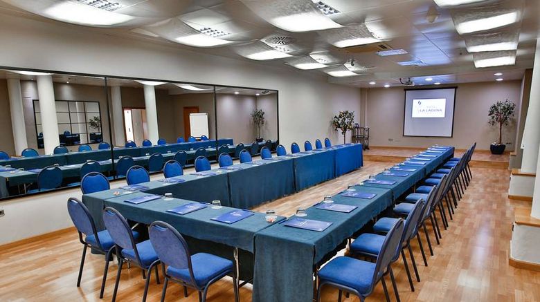 <b>La Lagun Spa & Golf Resort Meeting</b>. Images powered by <a href="https://iceportal.shijigroup.com/" title="IcePortal" target="_blank">IcePortal</a>.