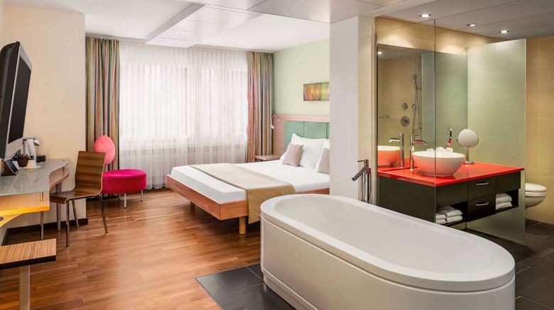 <b>Ramada by Wyndham Baden du Parc Room</b>. Images powered by <a href="https://iceportal.shijigroup.com/" title="IcePortal" target="_blank">IcePortal</a>.