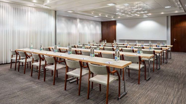 Ramada by Wyndham Baden du Parc Meeting