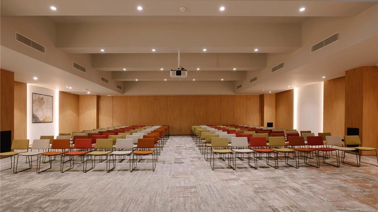 <b>Hotel Farah Casablanca Meeting</b>. Images powered by <a href="https://iceportal.shijigroup.com/" title="IcePortal" target="_blank">IcePortal</a>.
