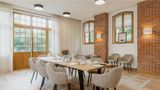 <b>Maison Douce Epoque Meeting</b>. Images powered by <a href="https://iceportal.shijigroup.com/" title="IcePortal" target="_blank">IcePortal</a>.