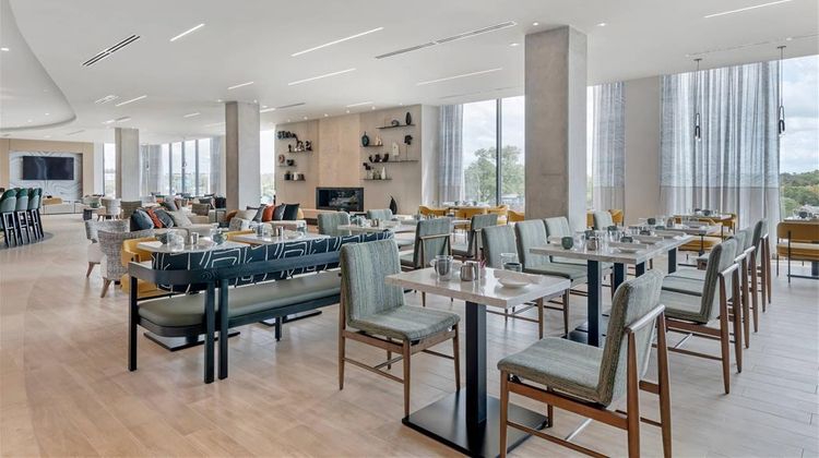 Cambria Hotel Austin Downtown Restaurant