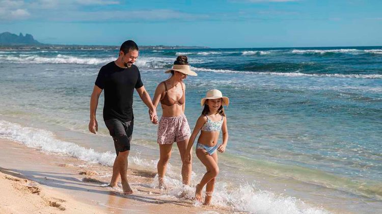 Outrigger Kaua'i Beach Resort & Spa Beach