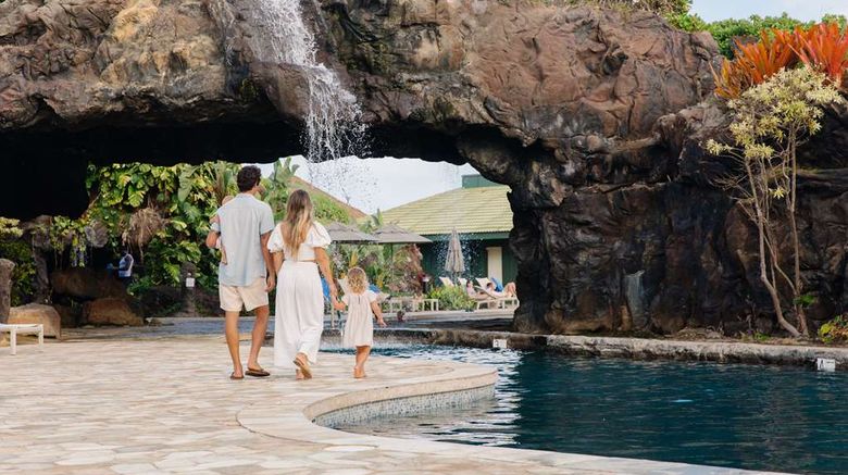 <b>Outrigger Kaua'i Beach Resort & Spa Pool</b>. Images powered by <a href="https://iceportal.shijigroup.com/" title="IcePortal" target="_blank">IcePortal</a>.