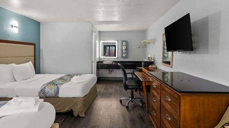 <b>Americas Best Value Inn Bangor Room</b>. Images powered by <a href="https://iceportal.shijigroup.com/" title="IcePortal" target="_blank">IcePortal</a>.