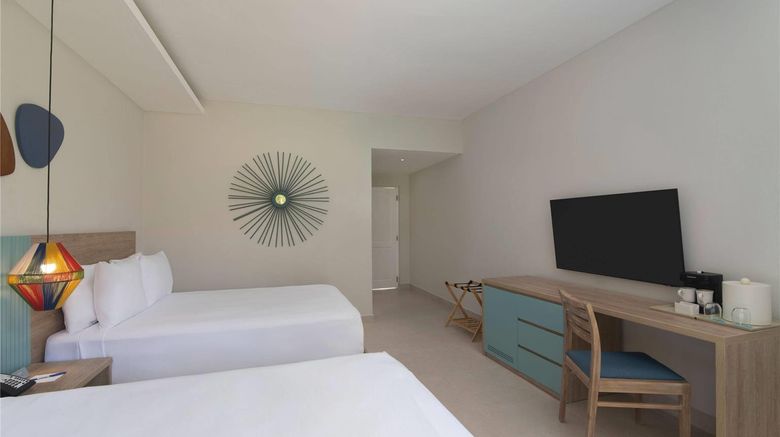 <b>Wyndham Alltra Samana Room</b>. Images powered by <a href="https://iceportal.shijigroup.com/" title="IcePortal" target="_blank">IcePortal</a>.