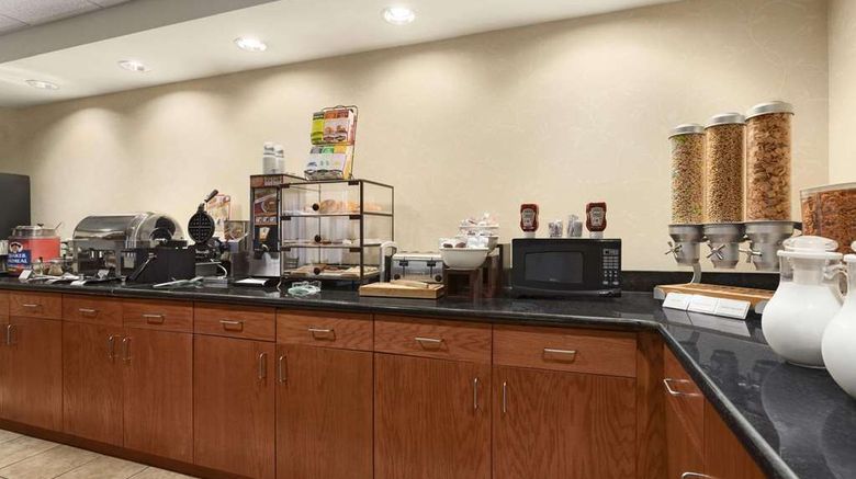 <b>Comfort Inn & Suites Dothan Restaurant</b>. Images powered by <a href="https://iceportal.shijigroup.com/" title="IcePortal" target="_blank">IcePortal</a>.