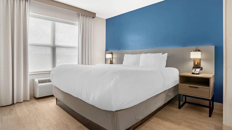 Comfort Inn & Suites Dothan Suite