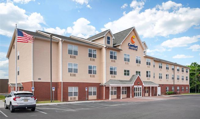 Comfort Inn & Suites Dothan Exterior