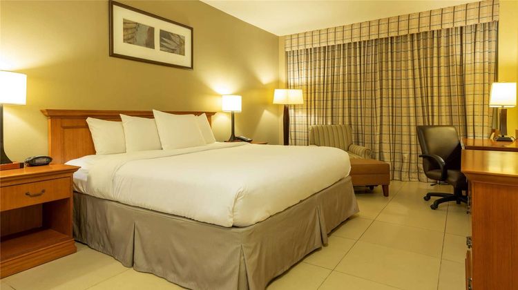 Radisson Hotel Panama Canal Room