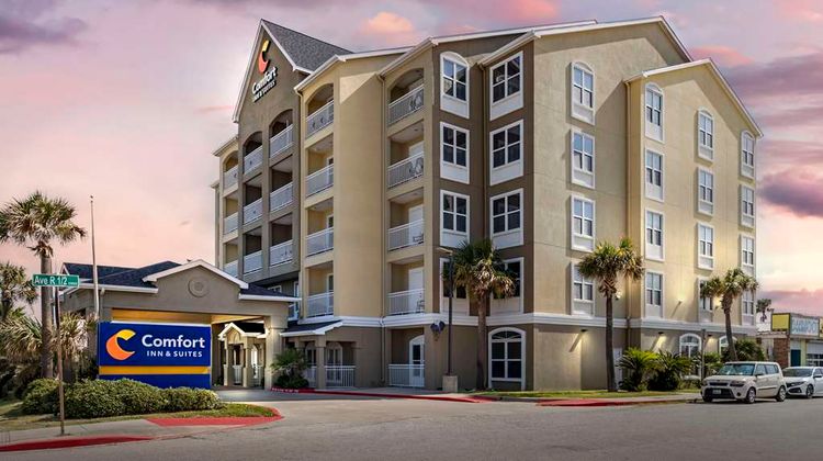 Comfort Inn & Suites Exterior