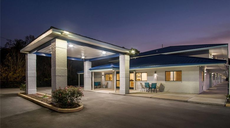 <b>Days Inn Renfro Valley Mount Vernon Exterior</b>. Images powered by <a href="https://iceportal.shijigroup.com/" title="IcePortal" target="_blank">IcePortal</a>.