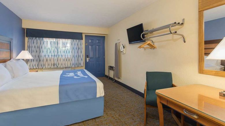 <b>Days Inn Renfro Valley Mount Vernon Room</b>. Images powered by <a href="https://iceportal.shijigroup.com/" title="IcePortal" target="_blank">IcePortal</a>.