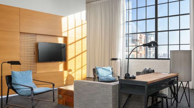 Fordson Hotel Suite