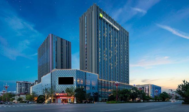 Wyndham Garden Chuxiong Downtown Exterior